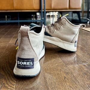 Sorel Women's Winter Boots in Light Brown